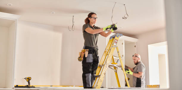 Best Local Electrician Companies  in West Burlington, IA