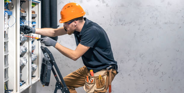 Best Electrician Near Me  in West Burlington, IA